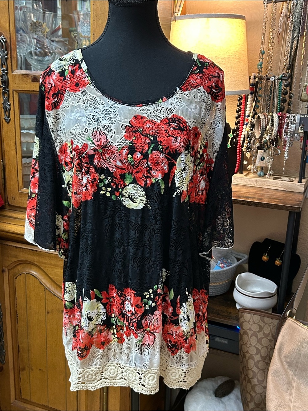 Floral Lace-Trim Black and Red Women’s Top